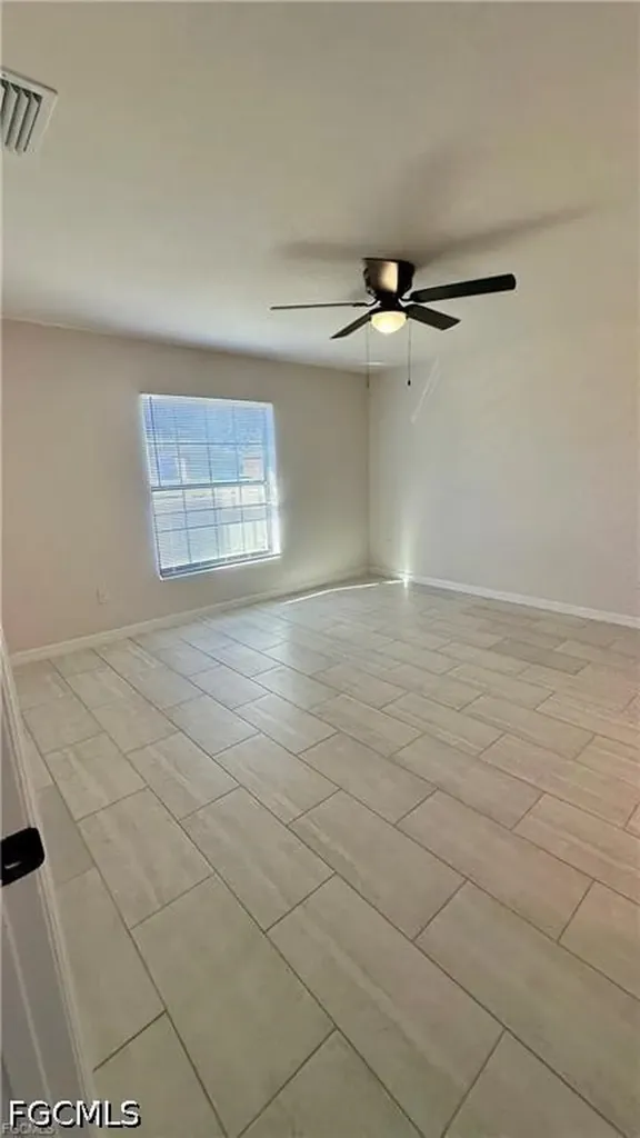 1105 NE 6th Place Cape Coral FL 33909