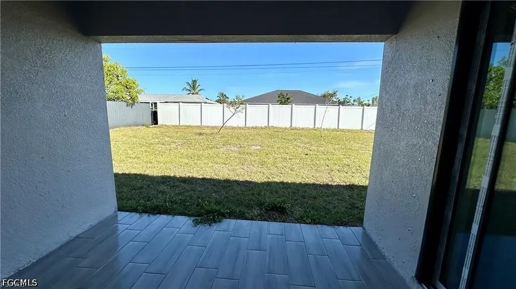 1105 NE 6th Place Cape Coral FL 33909
