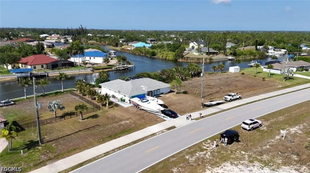 15073 Ingraham Boulevard Port Charlotte FL 33981