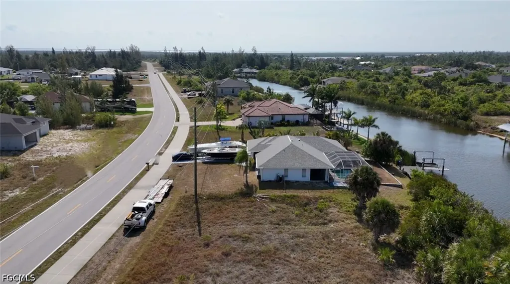 15073 Ingraham Boulevard Port Charlotte FL 33981