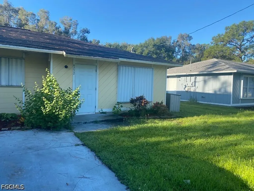 4232 Pine Drop Lane North Fort Myers FL 33917