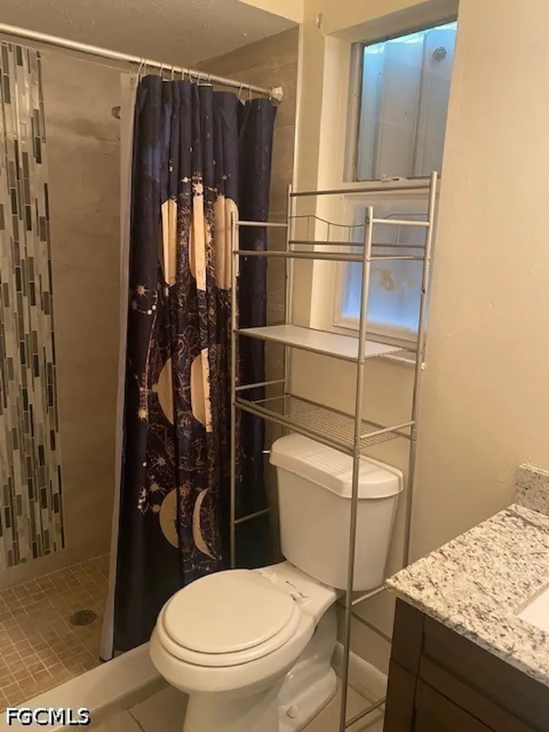 4232 Pine Drop Lane North Fort Myers FL 33917