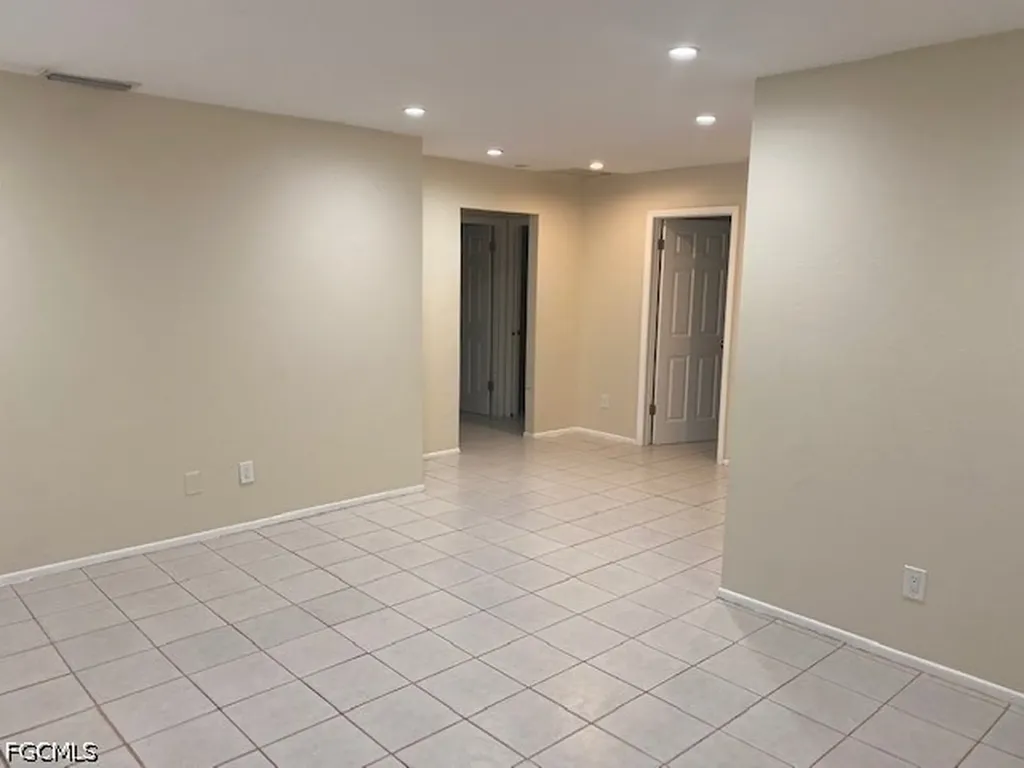 4232 Pine Drop Lane North Fort Myers FL 33917