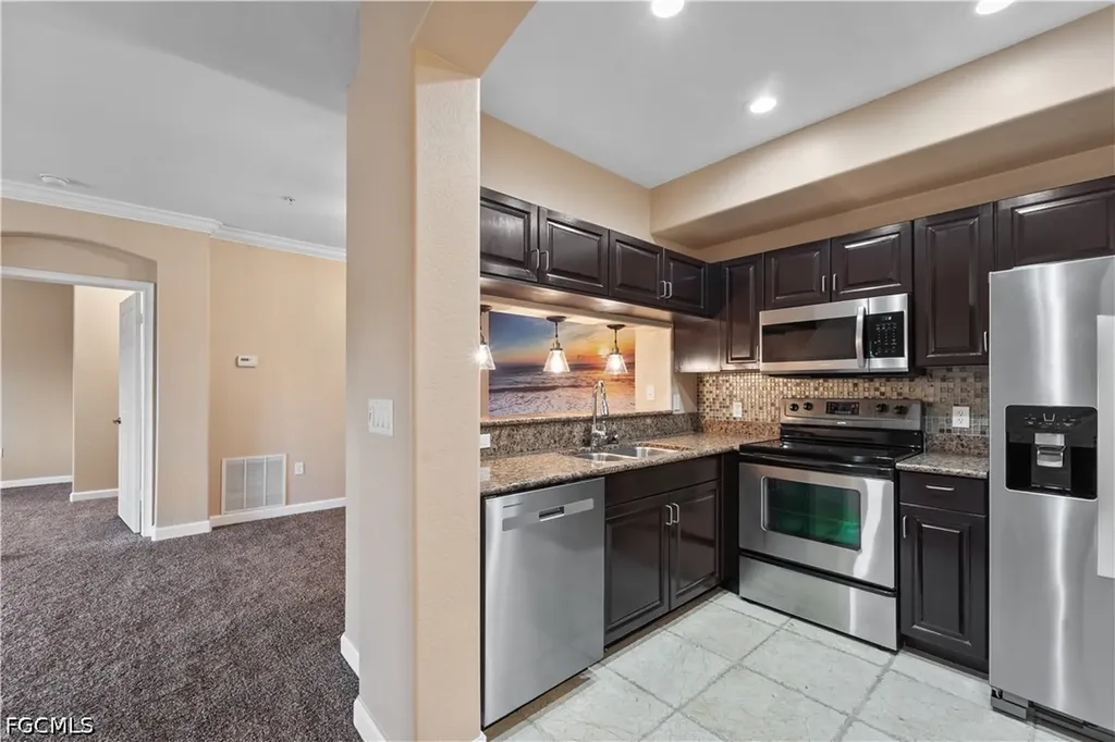 13141 Bella Casa Circle Fort Myers FL 33966