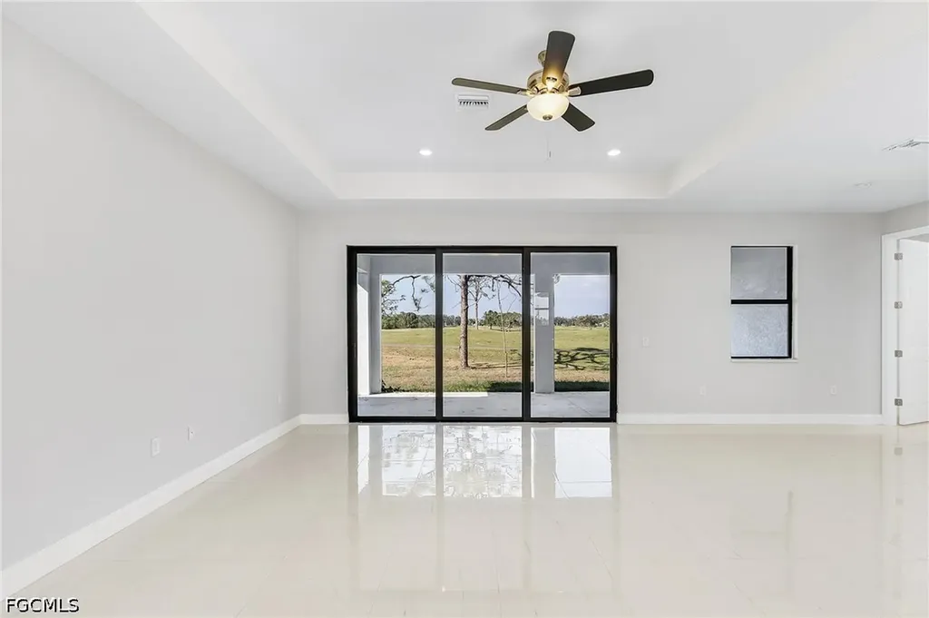 2045 NW 3rd Street Cape Coral FL 33993