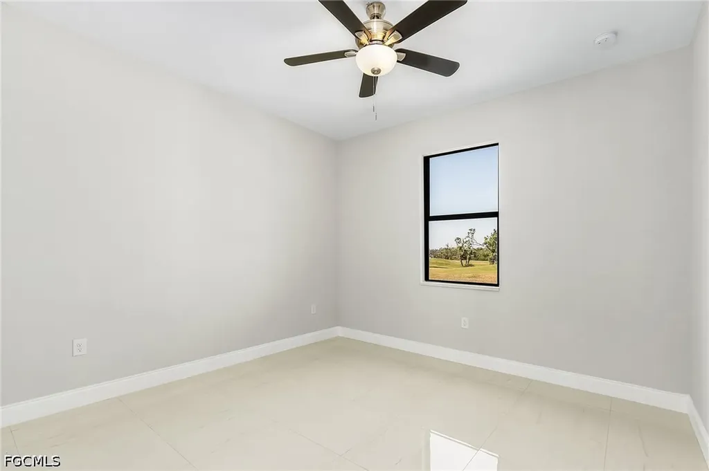 2045 NW 3rd Street Cape Coral FL 33993