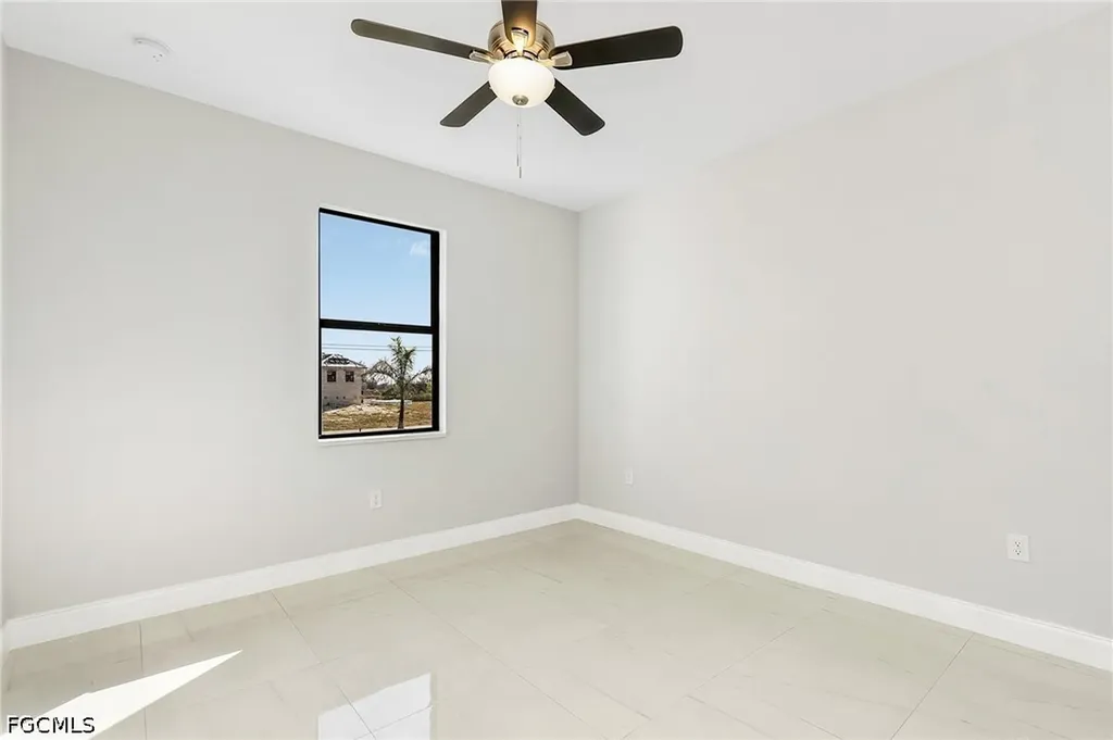 2045 NW 3rd Street Cape Coral FL 33993