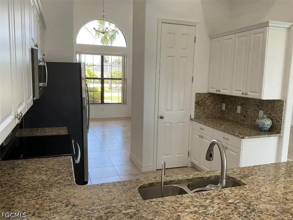 509 SE 21st Street Cape Coral FL 33990