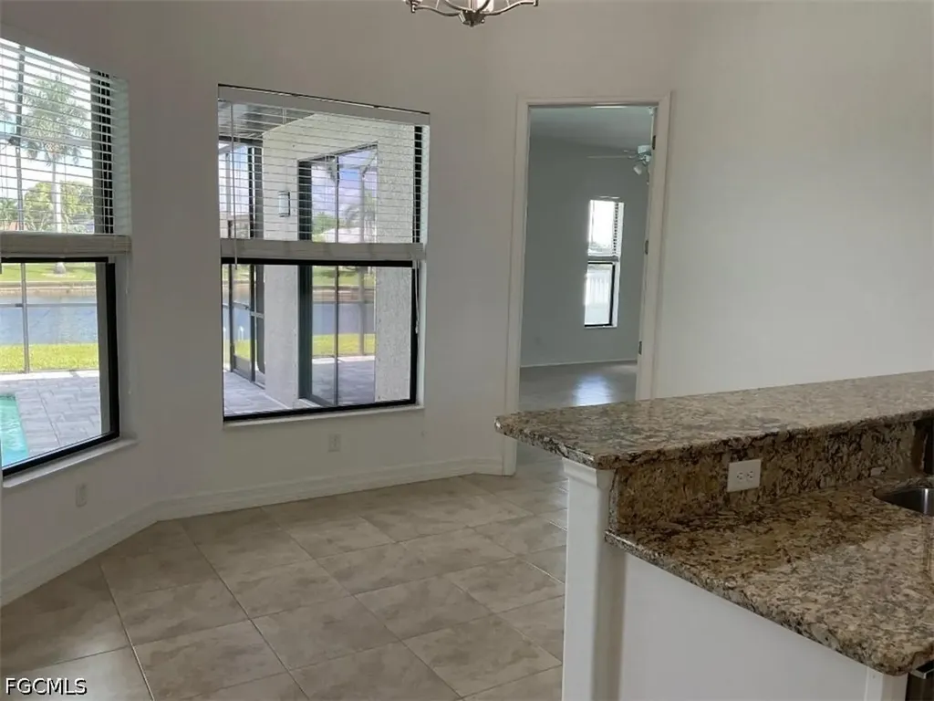 509 SE 21st Street Cape Coral FL 33990
