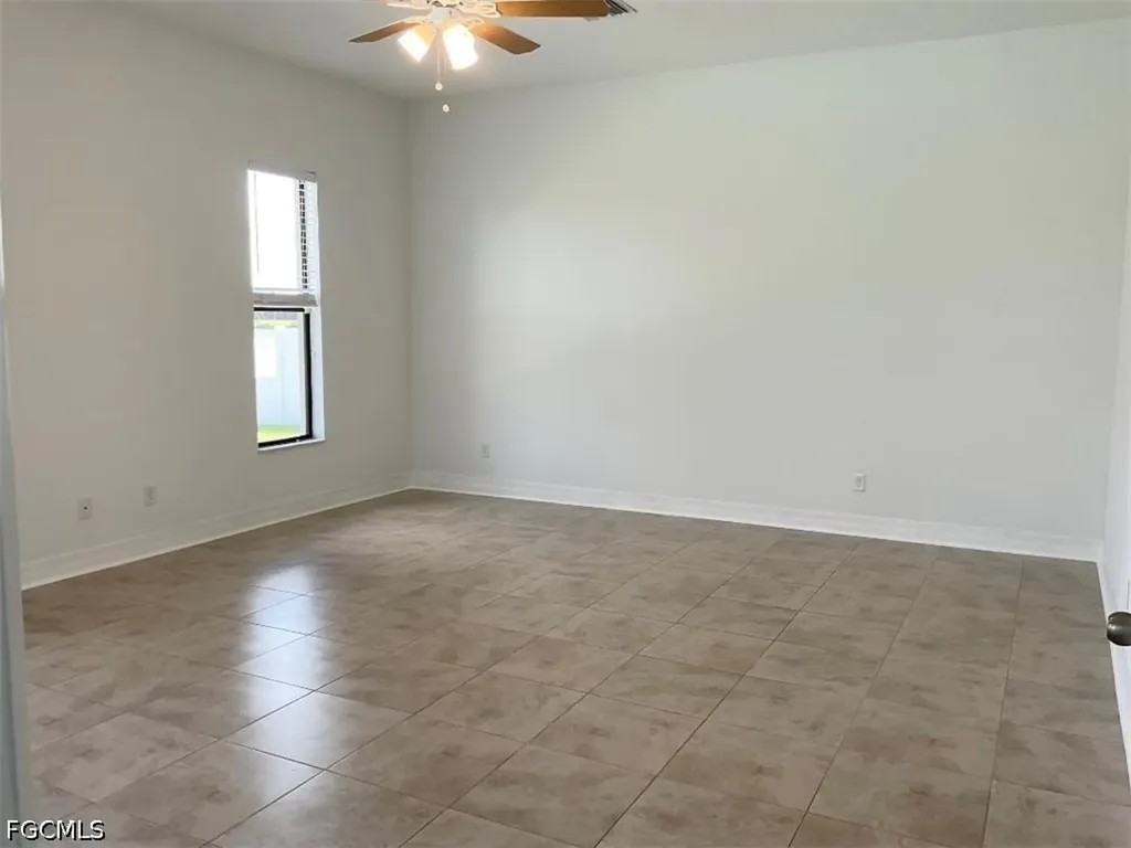 509 SE 21st Street Cape Coral FL 33990