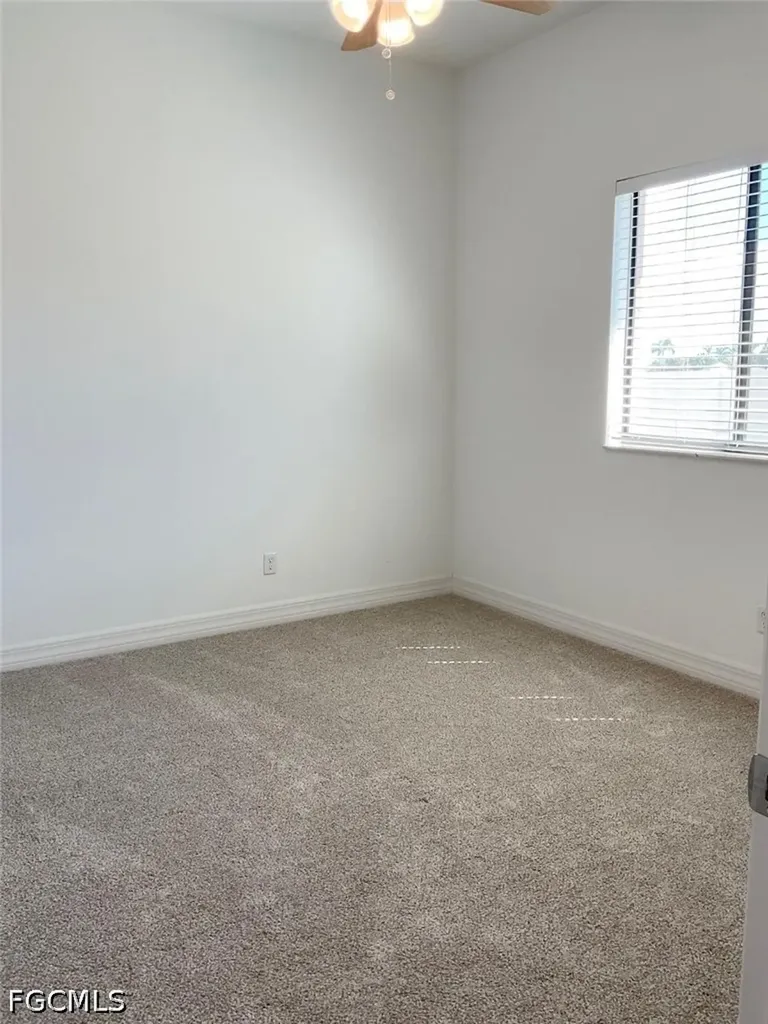 509 SE 21st Street Cape Coral FL 33990