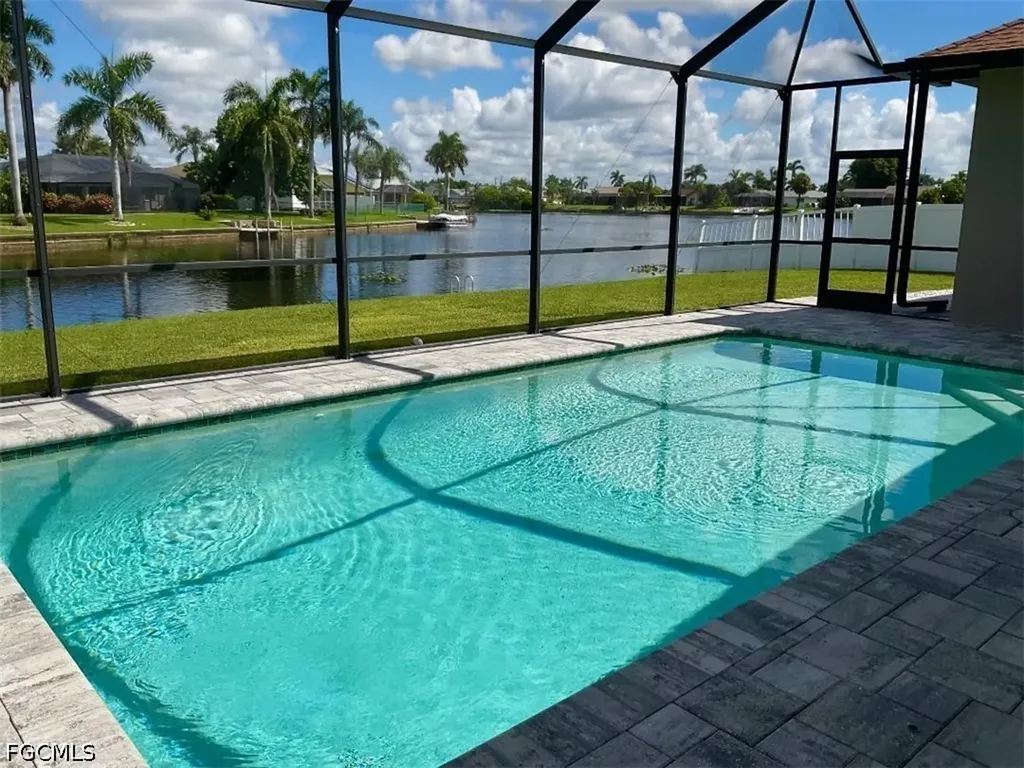 509 SE 21st Street Cape Coral FL 33990