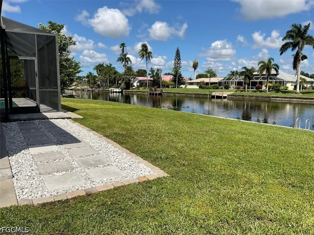 509 SE 21st Street Cape Coral FL 33990