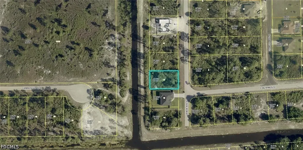 850 Genoa Avenue S Lehigh Acres FL 33974