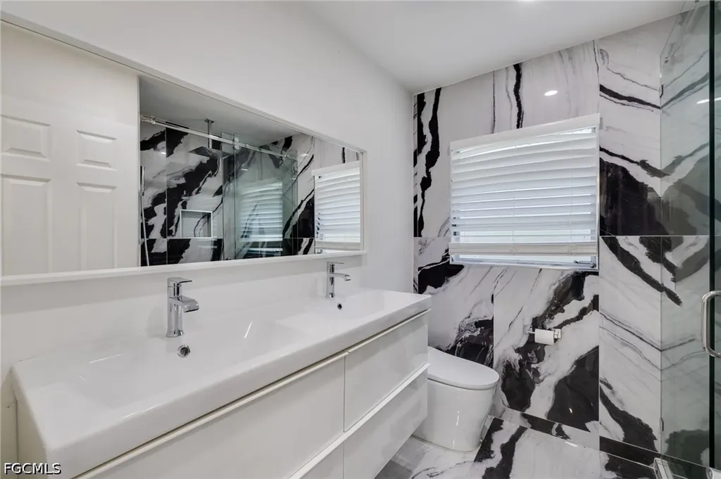 5259 Willow Court Cape Coral FL 33904