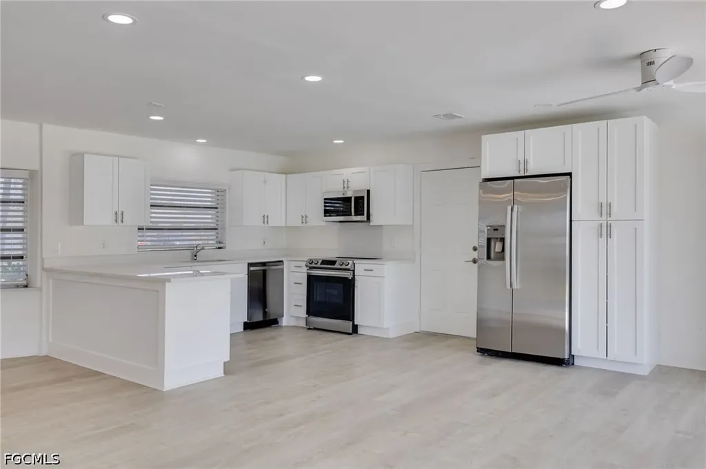5259 Willow Court Cape Coral FL 33904