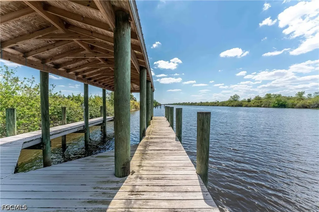 1589 Frontier Circle Labelle FL 33935