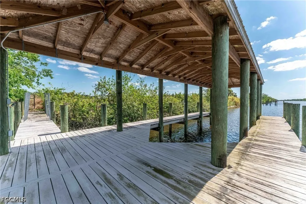 1589 Frontier Circle Labelle FL 33935