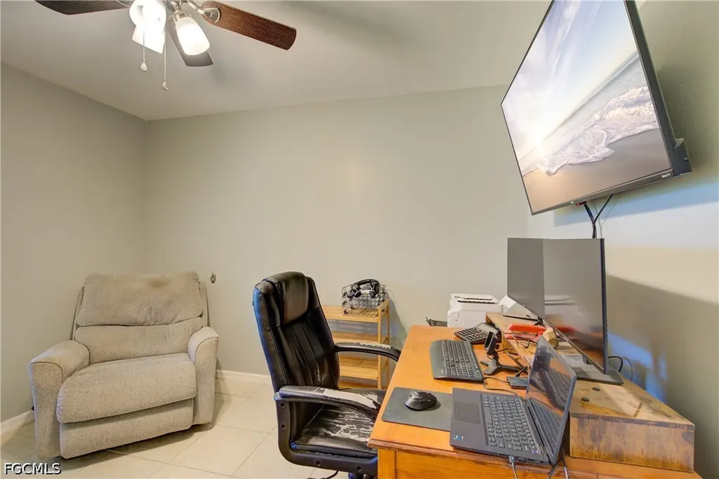 26 NE 8th Terrace Cape Coral FL 33909