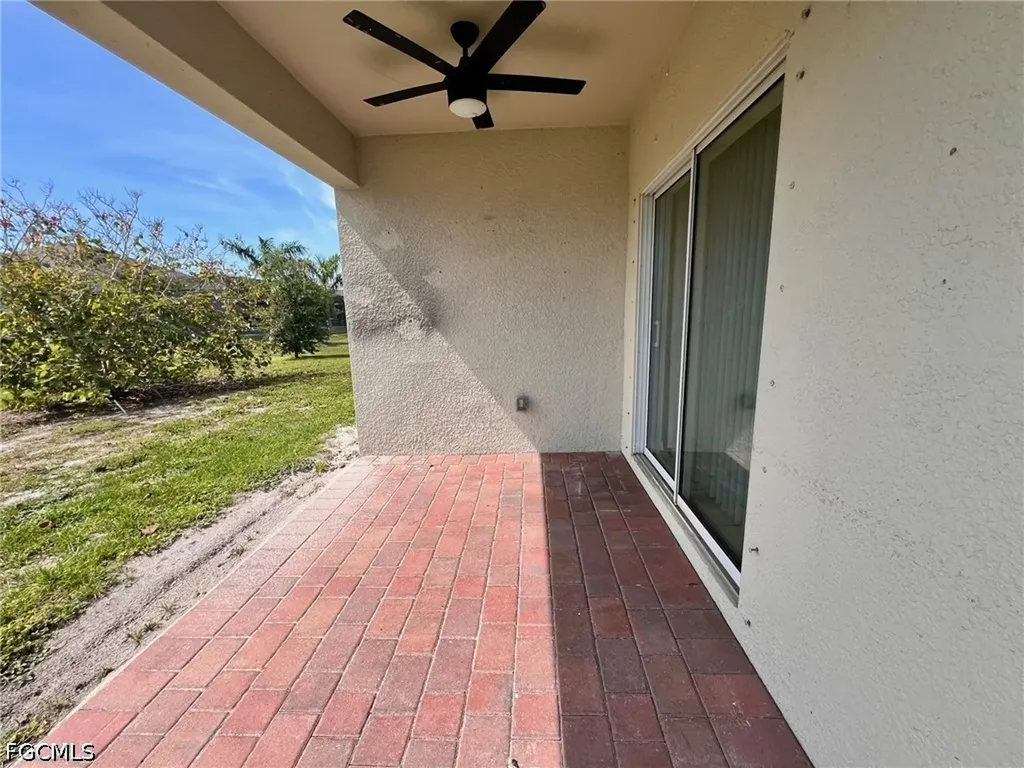 212 SW 25th Avenue Cape Coral FL 33991