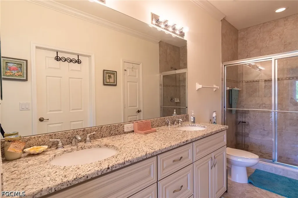 1102 Winding Pines Circle Cape Coral FL 33909