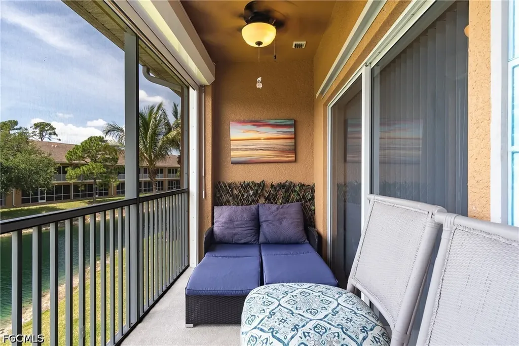 1102 Winding Pines Circle Cape Coral FL 33909