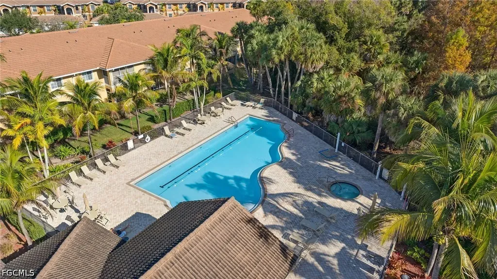 1102 Winding Pines Circle Cape Coral FL 33909