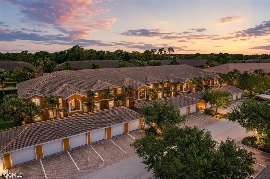 1102 Winding Pines Circle Cape Coral FL 33909