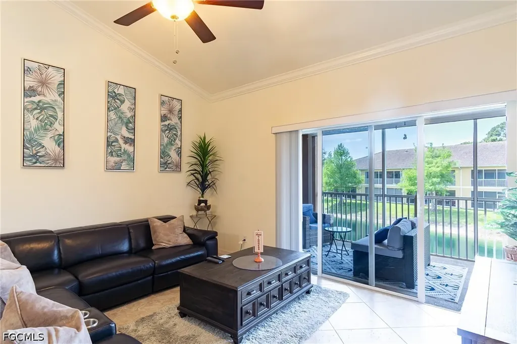 1102 Winding Pines Circle Cape Coral FL 33909