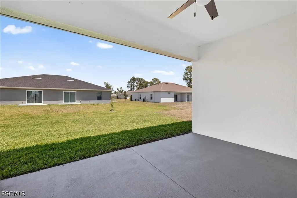 4686-4688 Golfview Boulevard Lehigh Acres FL 33973