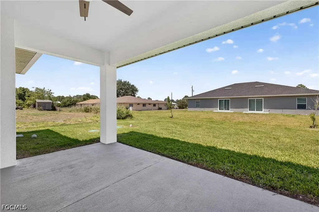 4686-4688 Golfview Boulevard Lehigh Acres FL 33973