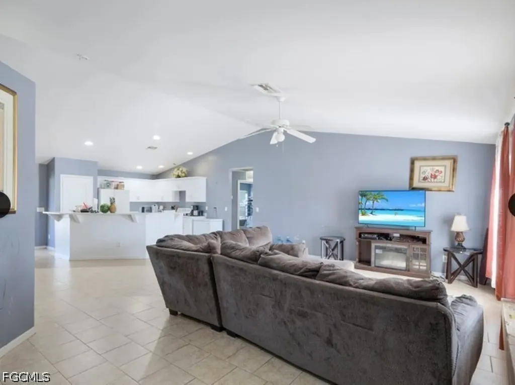 1062 Jamil Avenue S Lehigh Acres FL 33974