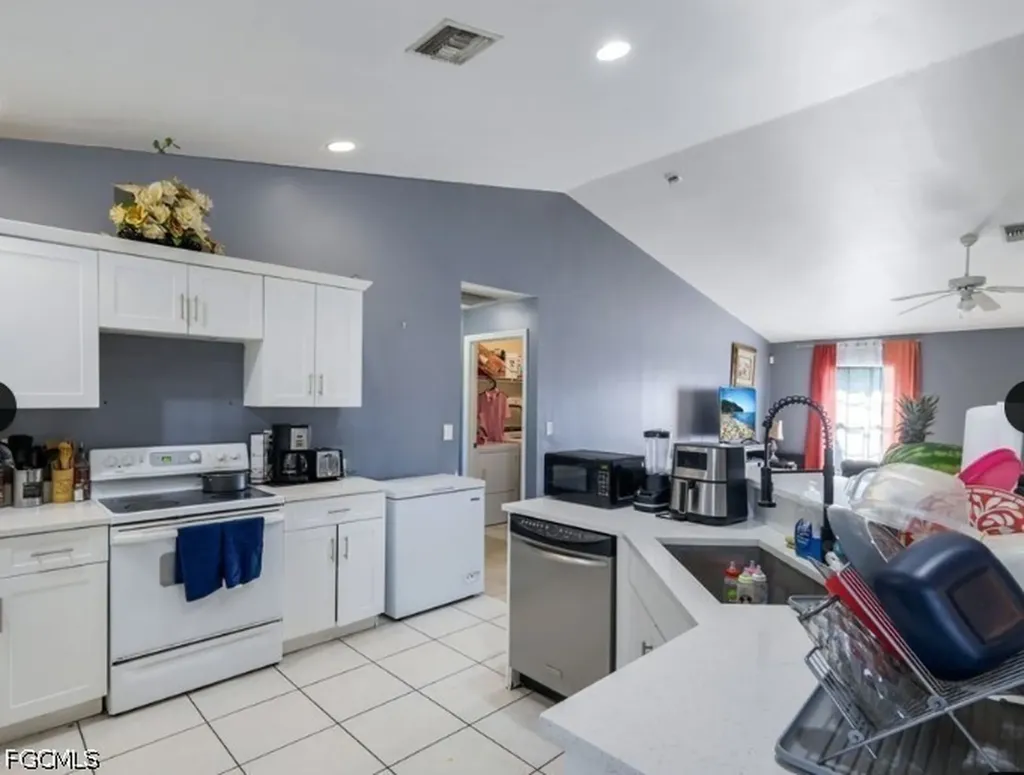 1062 Jamil Avenue S Lehigh Acres FL 33974