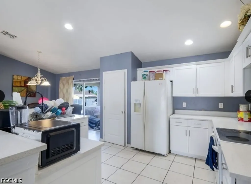 1062 Jamil Avenue S Lehigh Acres FL 33974