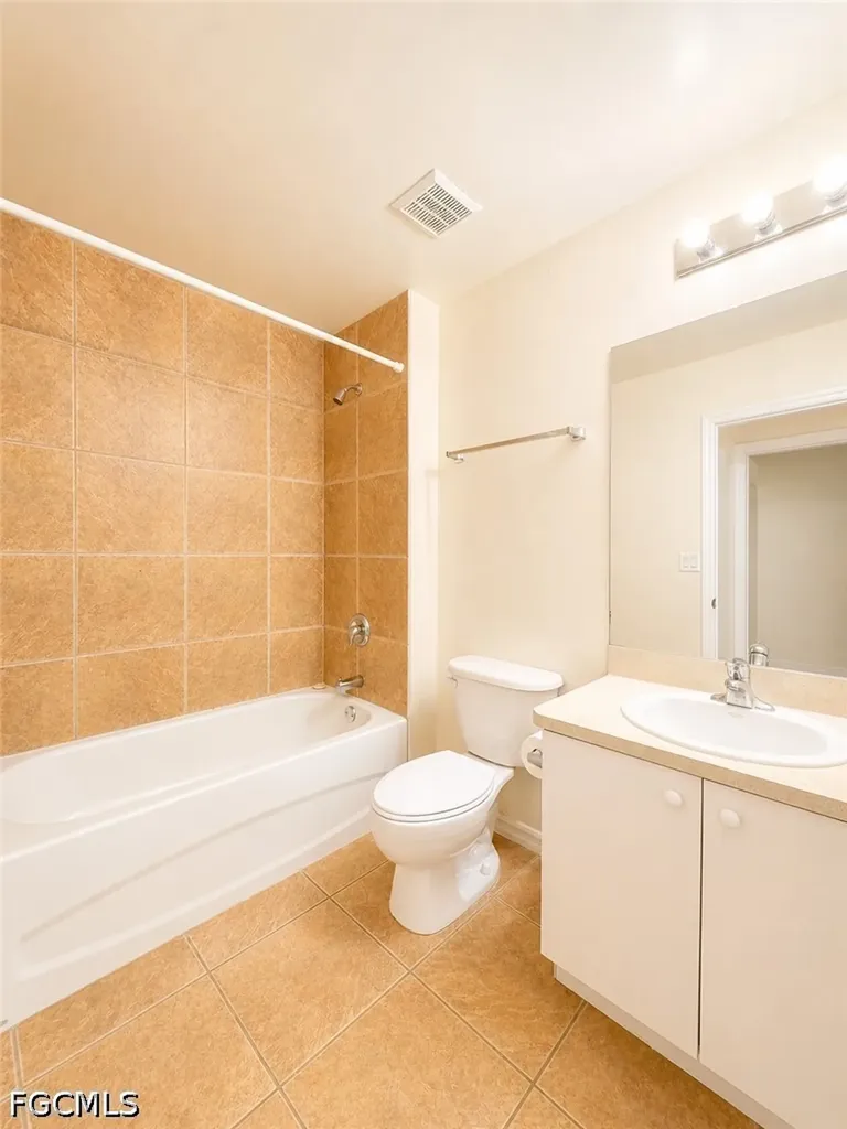 509 NE 24th Place Cape Coral FL 33909