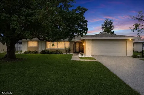 1674 Long Meadow Road Fort Myers FL 33919