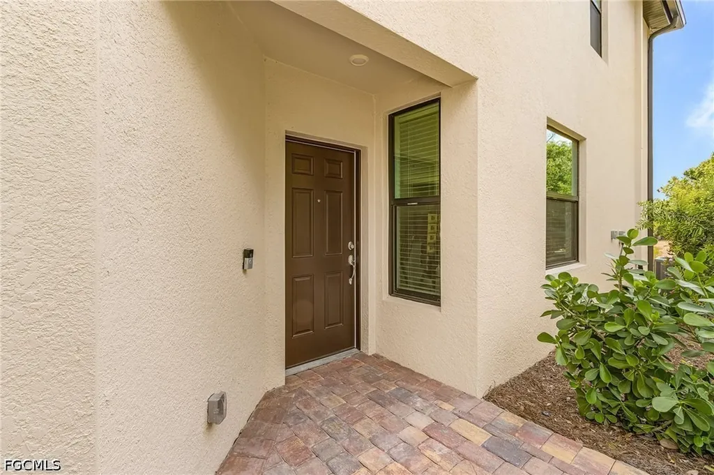 1485 Weeping Willow Court Cape Coral FL 33909
