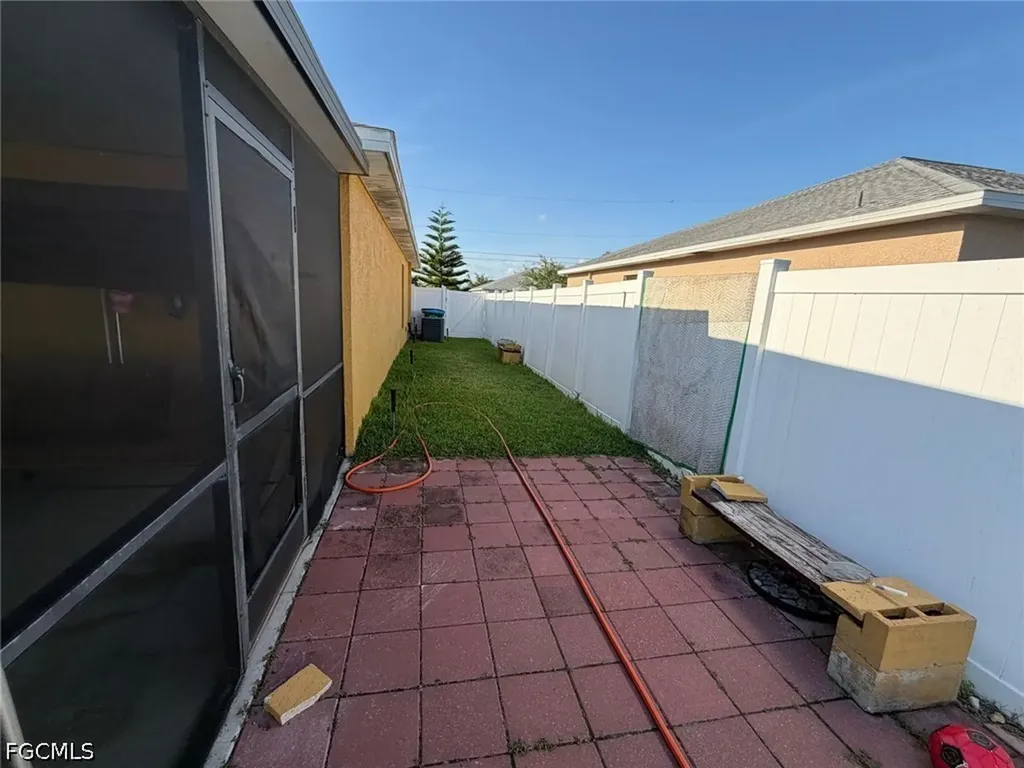 1630 SW 33rd Terrace Cape Coral FL 33914