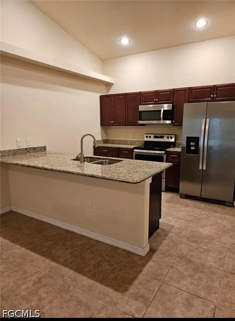 1630 SW 33rd Terrace Cape Coral FL 33914