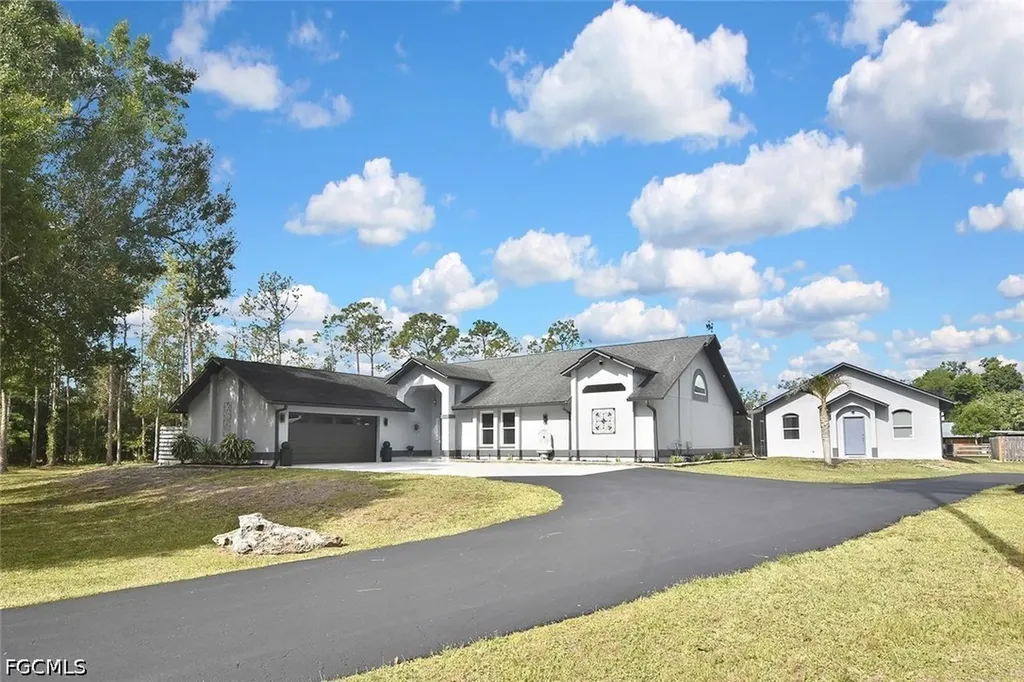 12206 Honeysuckle Road Fort Myers FL 33966