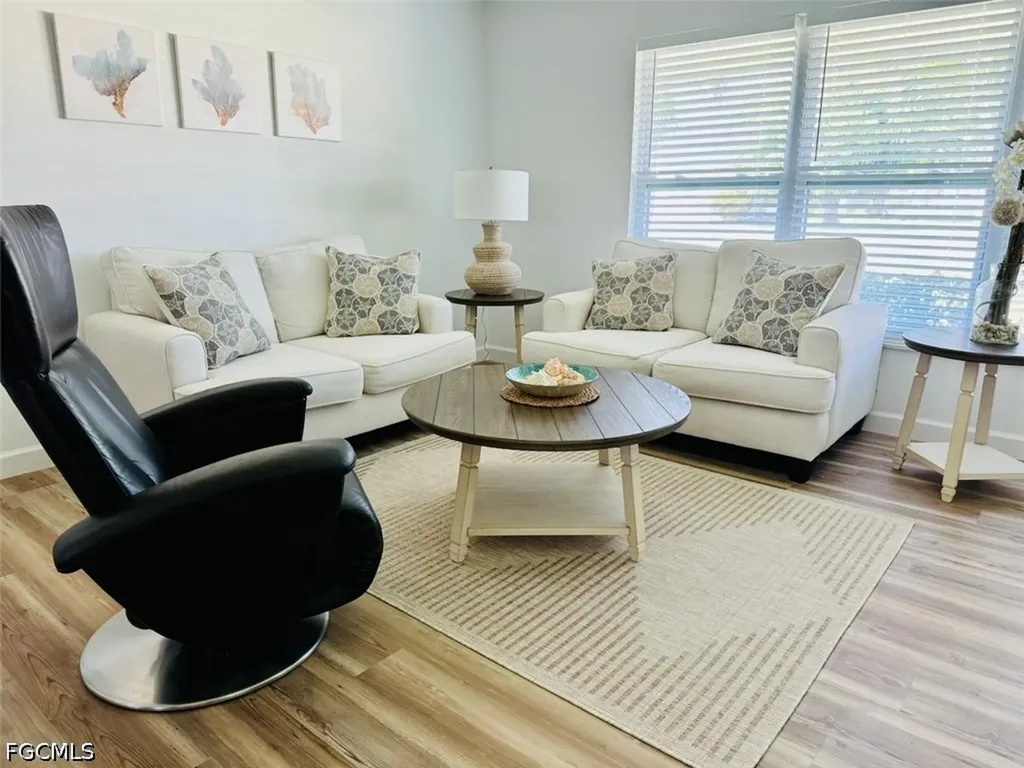 5229 Pocatella Court Cape Coral FL 33904