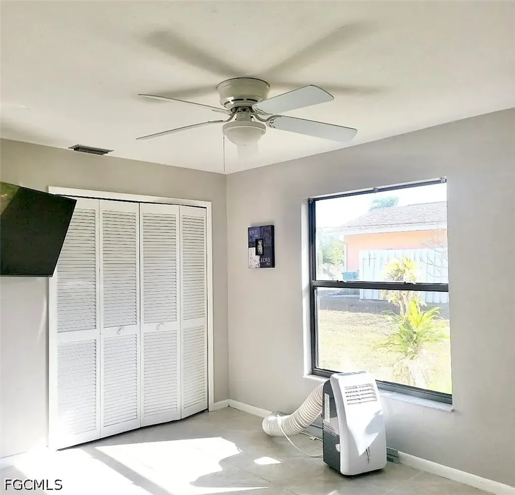 506 SE 26th Street Cape Coral FL 33904