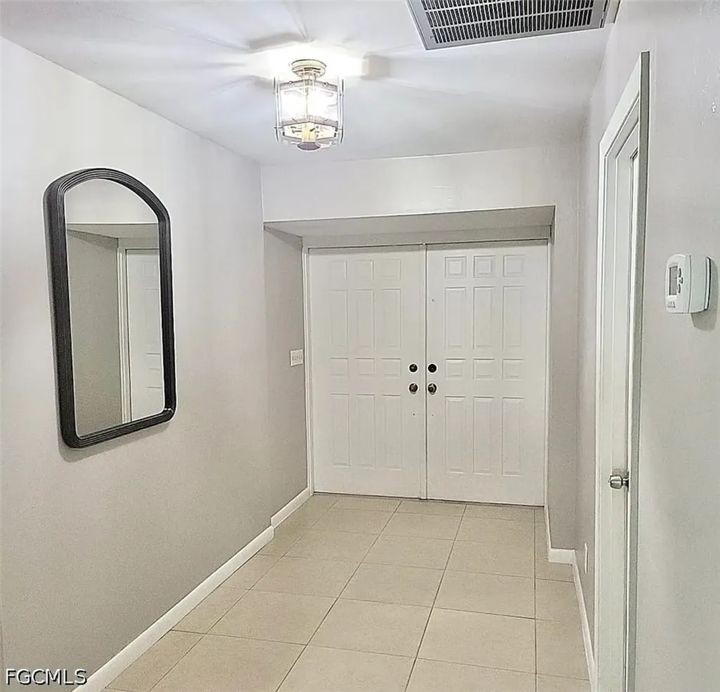 506 SE 26th Street Cape Coral FL 33904