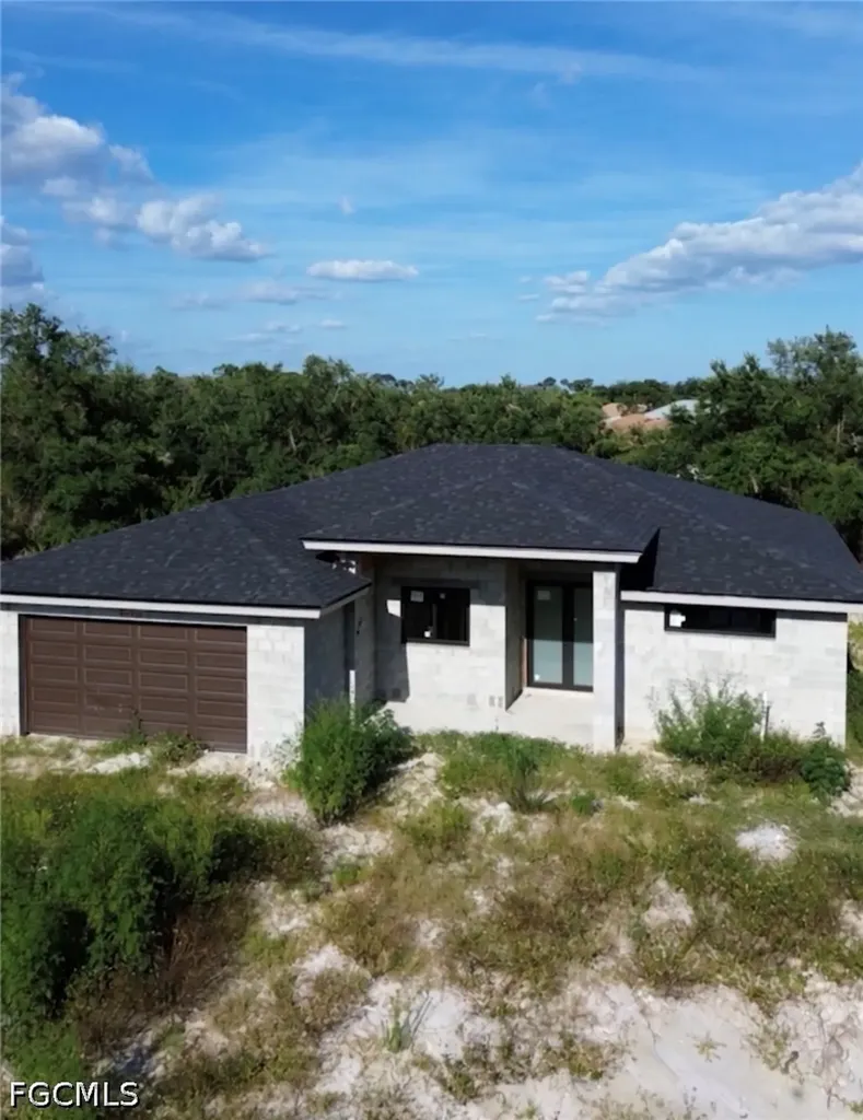 2203 Wayne Avenue S Lehigh Acres FL 33973