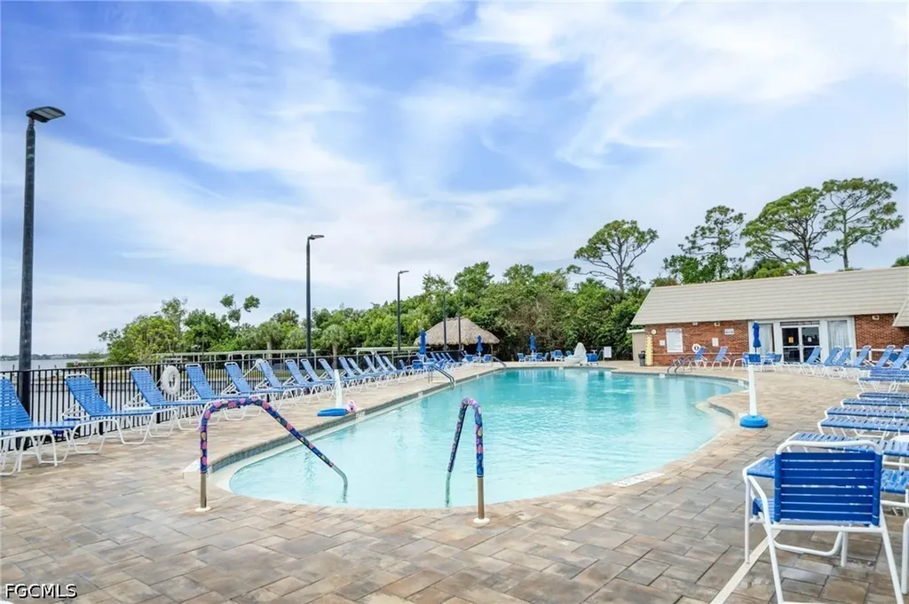 5502 Ben Franklin Lane North Fort Myers FL 33917