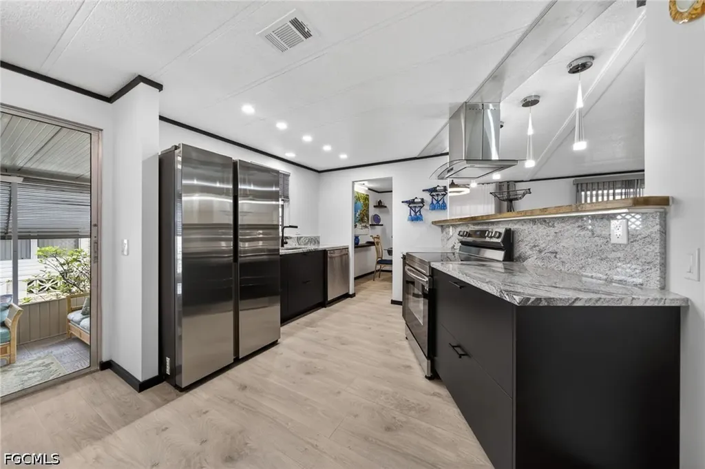 5502 Ben Franklin Lane North Fort Myers FL 33917