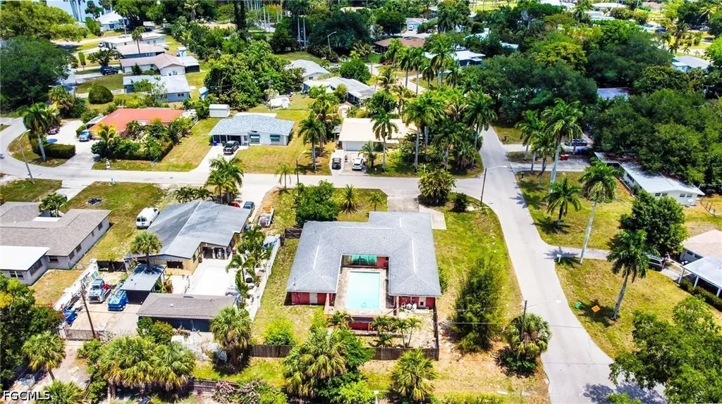4240 Riverview Road Fort Myers FL 33905