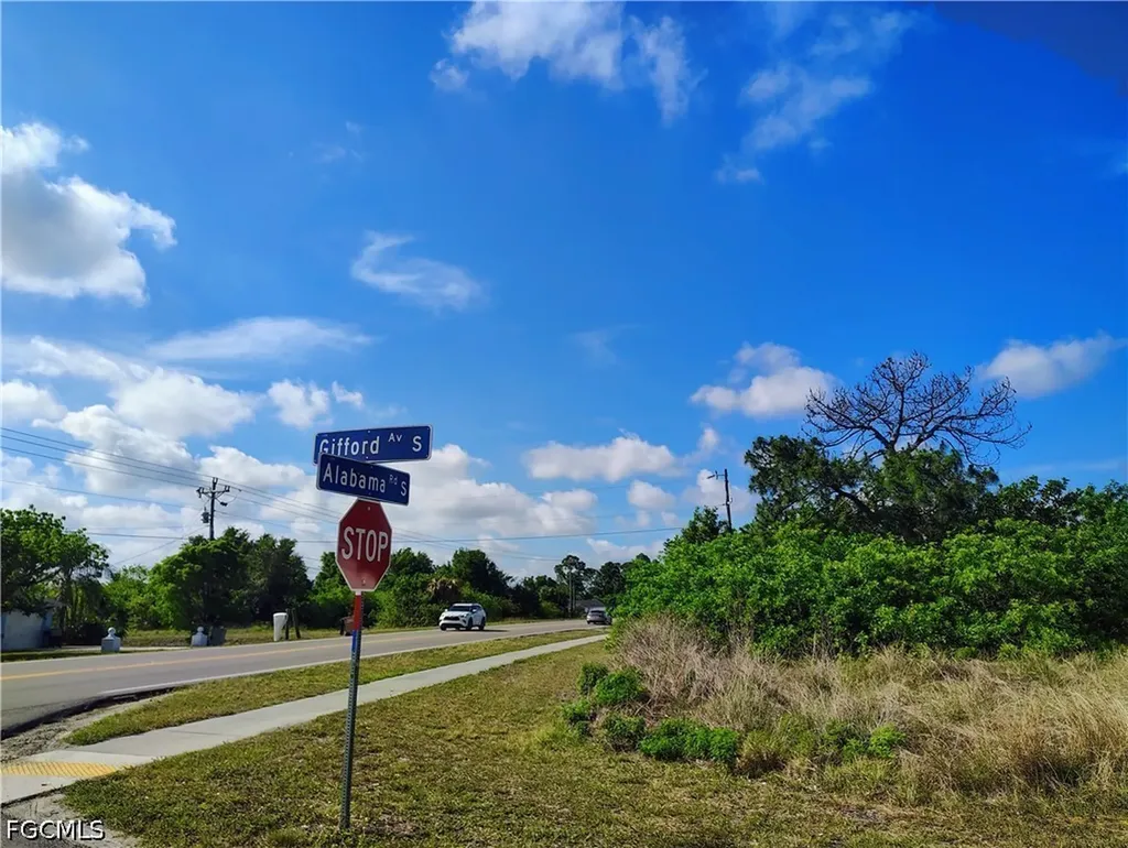 1101 Gifford Avenue S Lehigh Acres FL 33936
