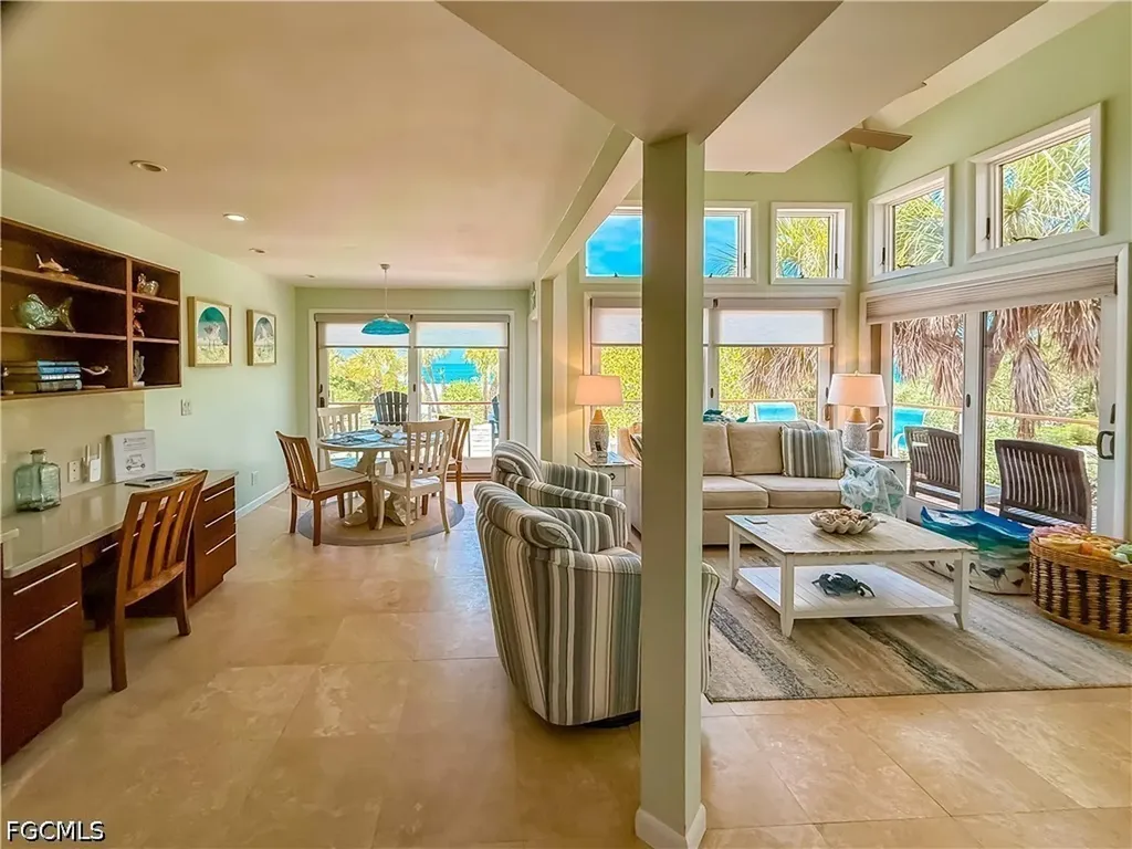 541 Gulf Lane Upper Captiva FL 33924