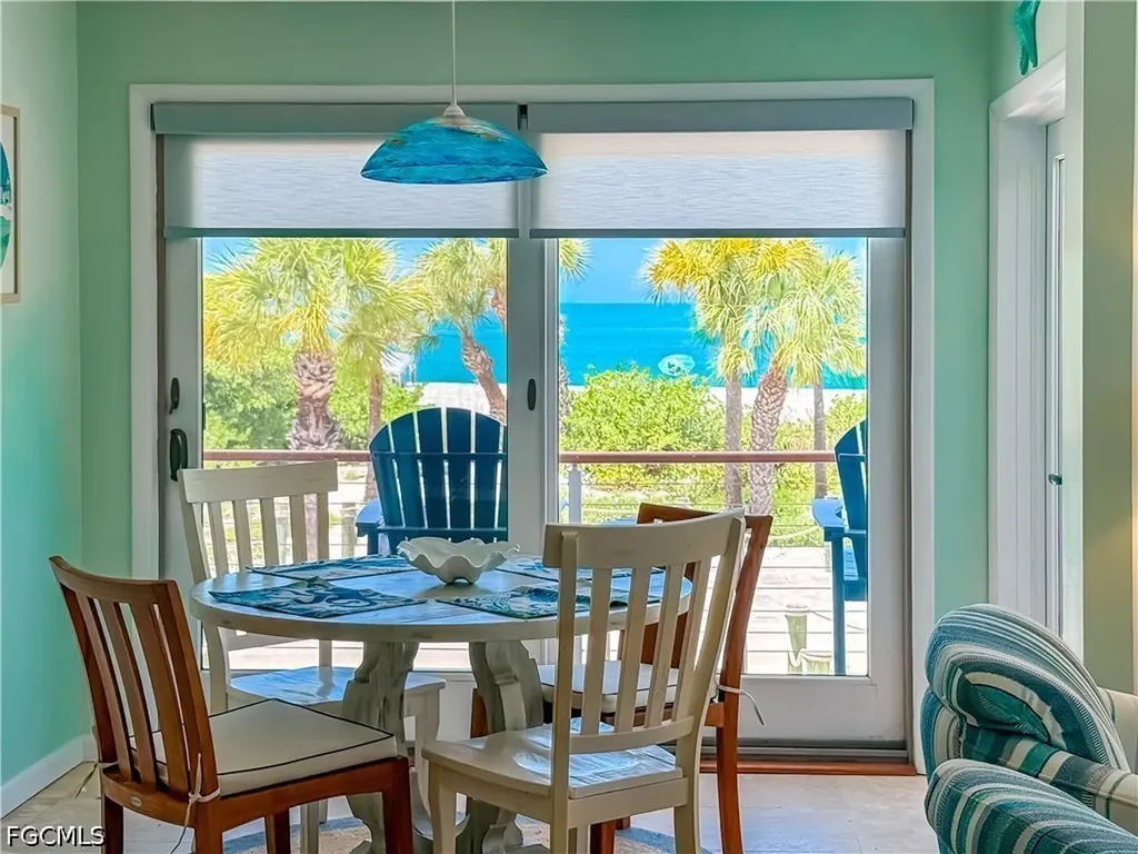 541 Gulf Lane Upper Captiva FL 33924